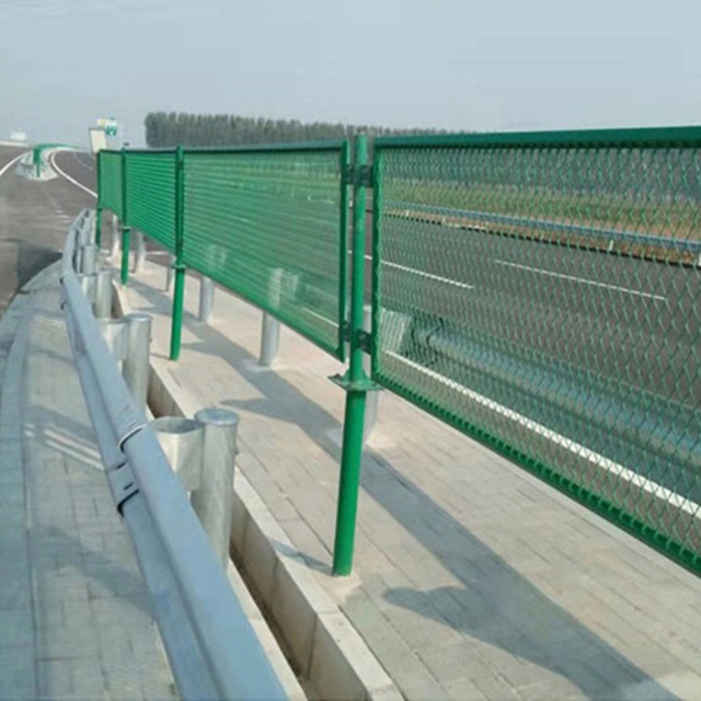 Koruyucu Ağlar ve &Ccedil;itler